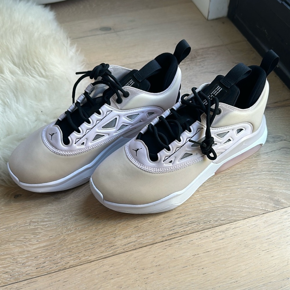 Jordan AIR200 sneakers